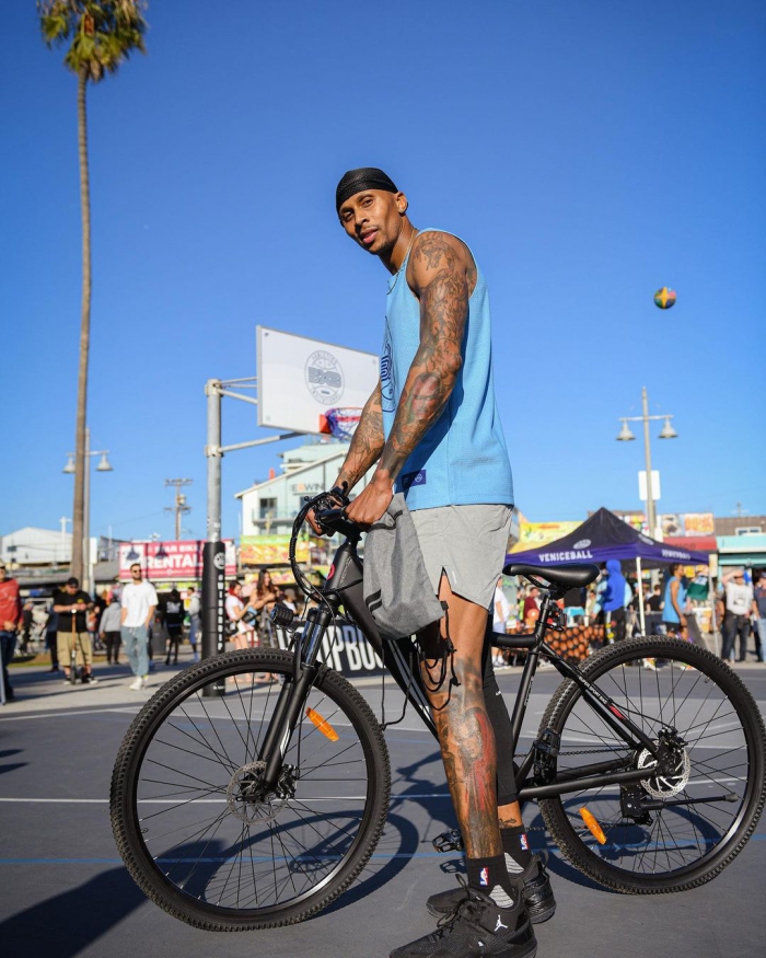 thumb_20230428181808_914